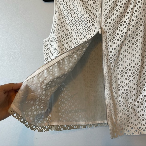 NWT Theory Mowita Lasercut Lamb Leather White Ivory Sleeveless Top sz M - Picture 8 of 11